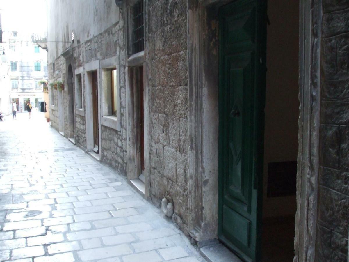 Antini Trudi Daire Šibenik Dış mekan fotoğraf